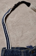 Load image into Gallery viewer, BUM A SQUARE Crossbody/Shoulder Purse