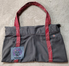 Load image into Gallery viewer, TRAVELER Interchangeable Duffle Bag/Backpack